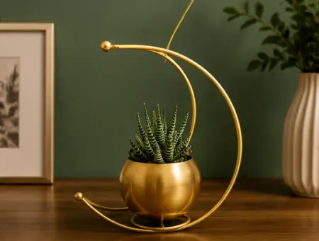 G1tPCp8186D8IAZkfhvD0nJpXTYLjKfW8E9zqx15.webp Gold Metal Moon Shape Flower Vase – Geometric Decorative Table Vase for Home, Living Room, Office & Festive Décor ( gold, OS )